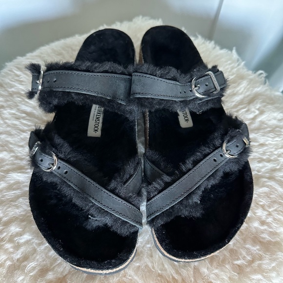 Birkenstock Mayari Black Shearling 39 New - Picture 2 of 5